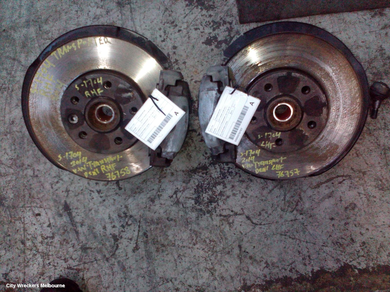 VOLKSWAGEN TRANSPORTER RIGHT FRONT HUB ASSEMBLY, T5, CARAVELLE/TRANSPORT/MULTIVAN, 03/2010 - 06/2015
