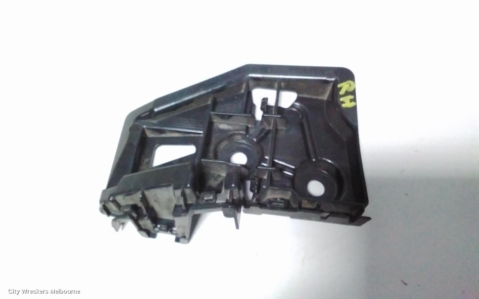 VOLKSWAGEN TIGUAN R/BAR BRACKET/REINFO, BUMPER MTG REINF BRACKET (RH SIDE), 5NA, 06/2016 ONWARDS