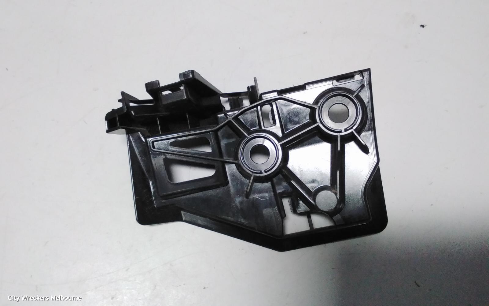 VOLKSWAGEN TIGUAN R/BAR BRACKET/REINFO, BUMPER MTG REINF BRACKET (RH SIDE), 5NA, 06/2016 ONWARDS