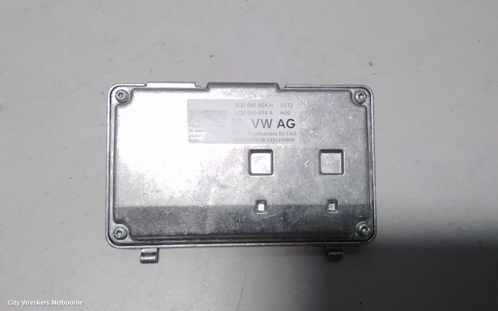 VOLKSWAGEN TIGUAN REVERSE CAMERA, FRONT CAMERA, 5NA, 06/2016 ONWARDS