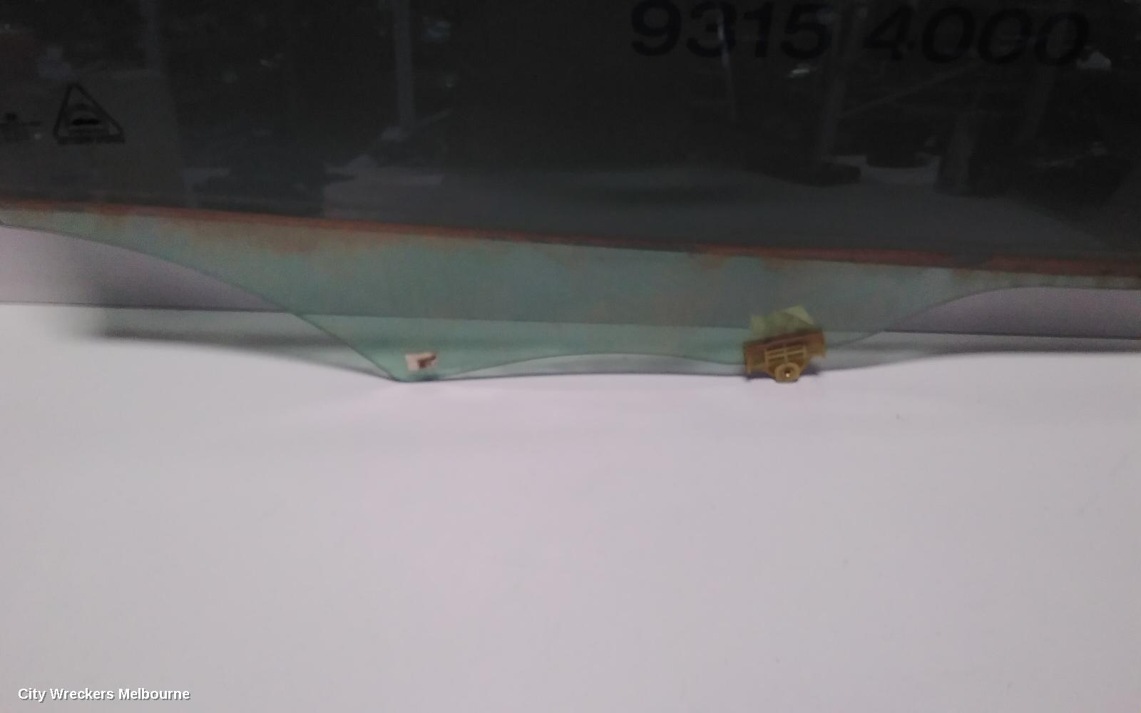 HYUNDAI I30 RIGHT FRONT DOOR WINDOW, GD, WAGON, 02/2012 - 07/2016