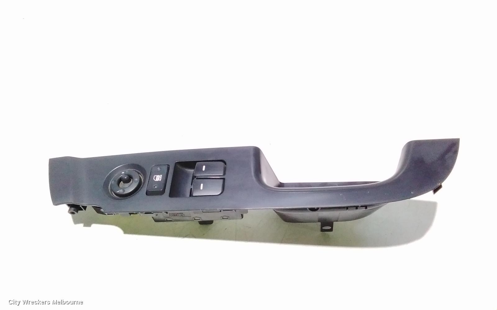 KIA CERATO PWR DR WIND SWITCH, RH FRONT (MASTER SWITCH), COUPE/KOUP, TD, 10/2008 - 03/2013