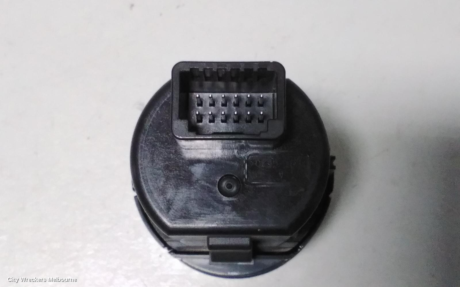 MITSUBISHI ECLIPSE CROSS, GEN 1, 11/2017 ONWARDS, START STOP BUTTON: 76831