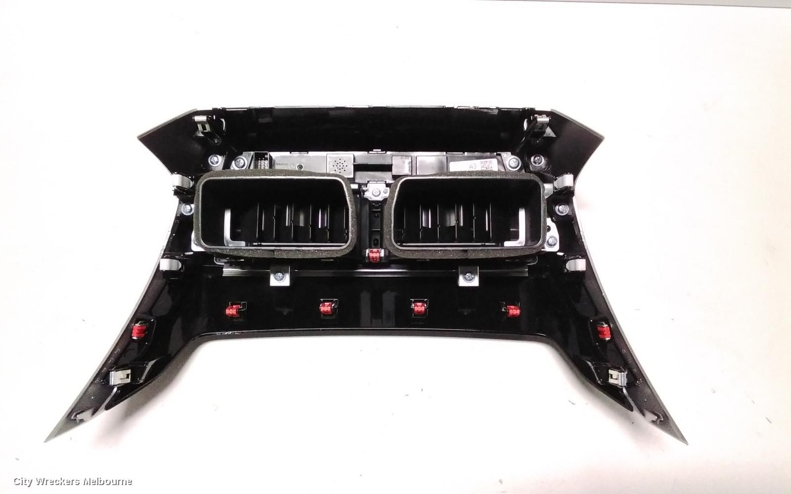 MITSUBISHI ECLIPSE CROSS, GEN 1, 11/2017 ONWARDS, CENTER AIRVENT: 76832