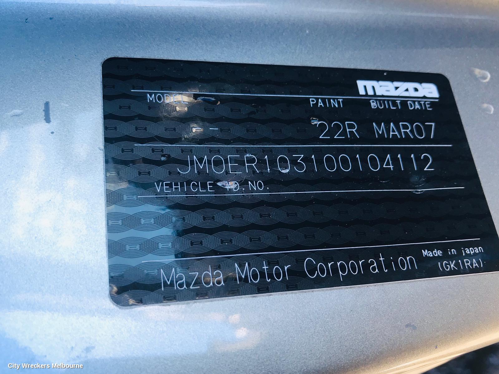 MAZDA CX7 LEFT FRONT DOOR, ER, 11/2006 - 02/2012