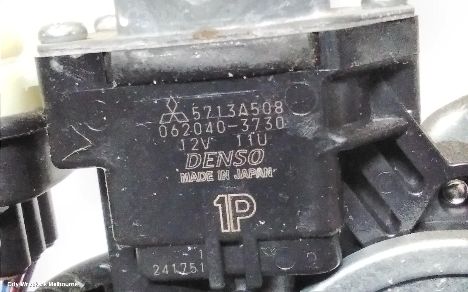 MITSUBISHI ECLIPSE CROSS RIGHT FRONT WINDOW REG/MOTOR, YA-YB, DOOR REG ASSY (REG AND MOTOR), 11/2017 ONWARDS