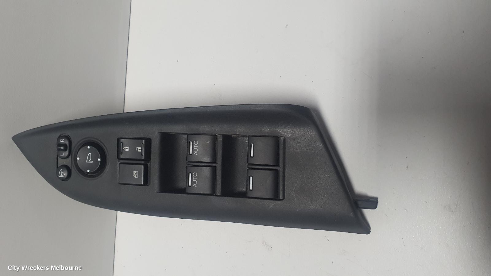 HONDA JAZZ PWR DR WIND SWITCH, RH FRONT (MASTER SWITCH), GF/GK, W/ CENTRAL LOCK BUTTON TYPE, 07/2014 - 12/2020
