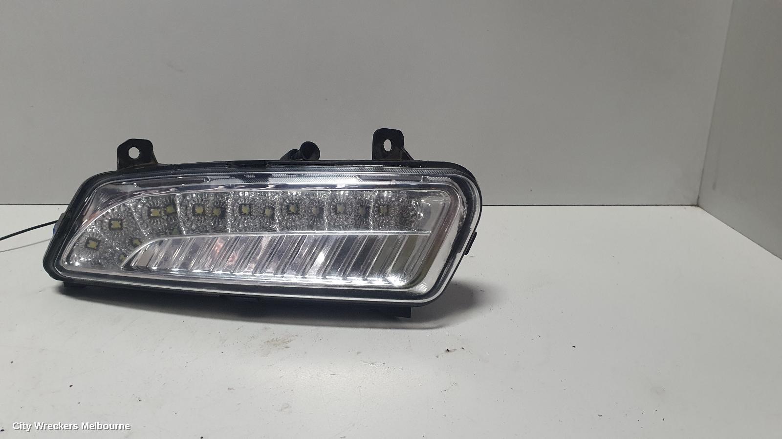 VOLKSWAGEN POLO LEFT INDICATOR/FOG/SIDE, BUMPER FOGLAMP, 6R, CHROME INSERT TYPE, 05/2010 - 05/2014