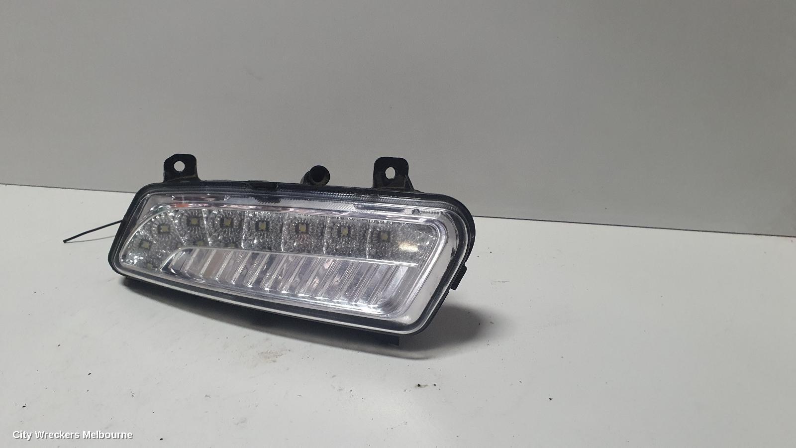 VOLKSWAGEN POLO LEFT INDICATOR/FOG/SIDE, BUMPER FOGLAMP, 6R, CHROME INSERT TYPE, 05/2010 - 05/2014