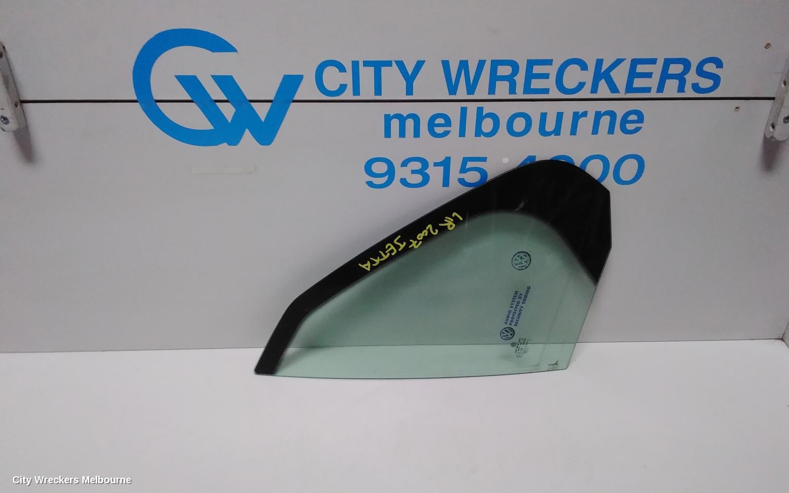 VOLKSWAGEN JETTA LEFT REAR 1/4 DOOR GLASS, 1KM, 02/2006 - 07/2011