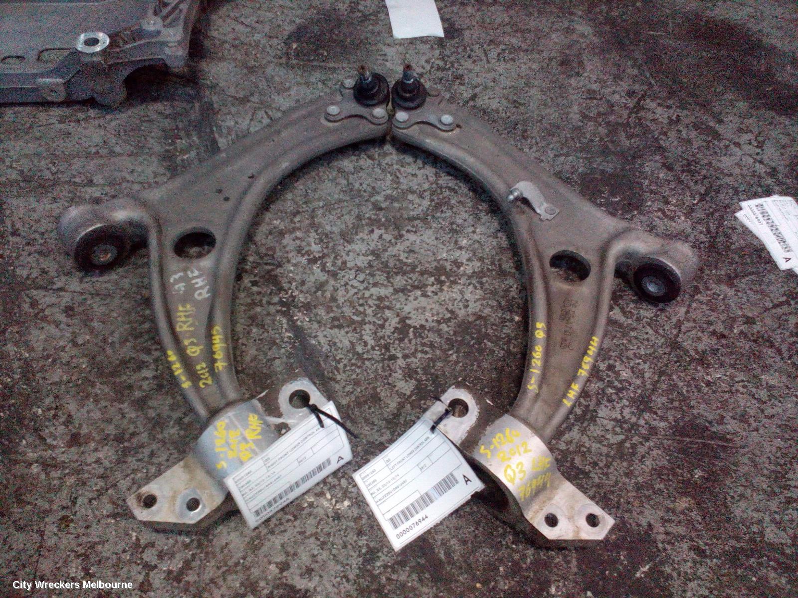 AUDI Q3 RIGHT FRONT LOWER CONTROL ARM, 8U, Q3, 03/2012 - 10/2014