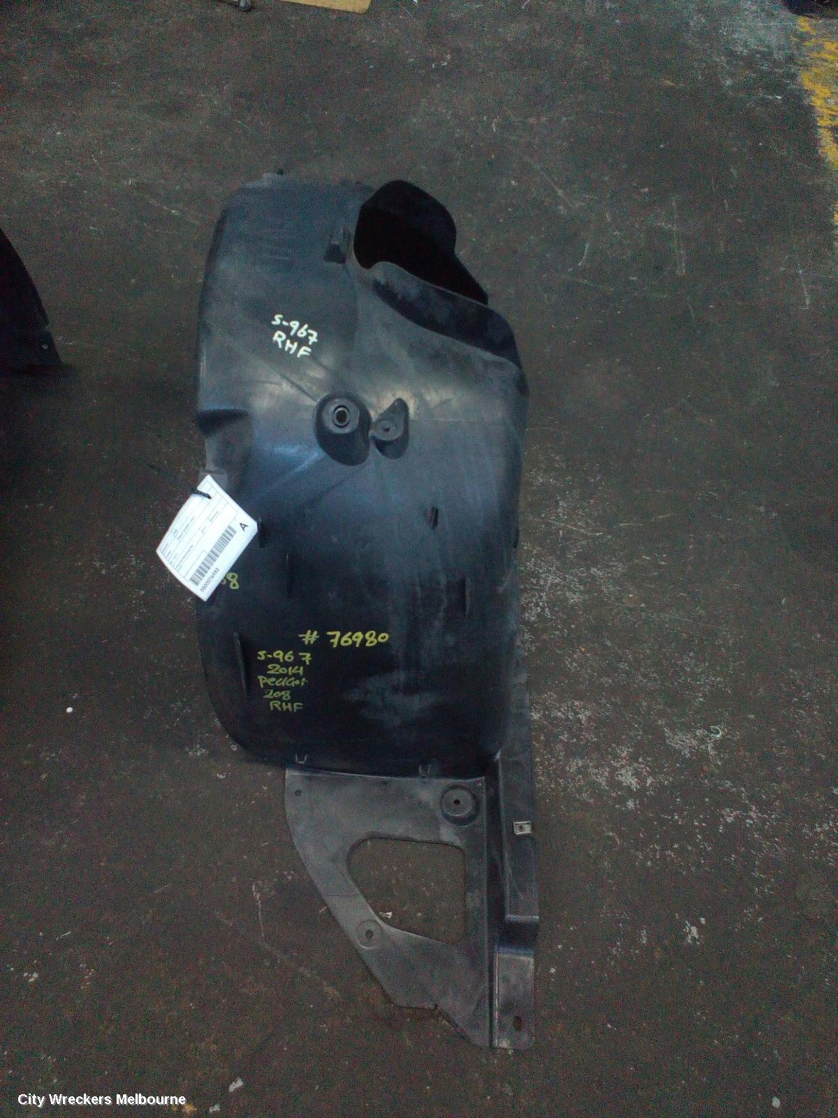 PEUGEOT 208 RIGHT GUARD LINER, A9, 10/2012 ONWARDS