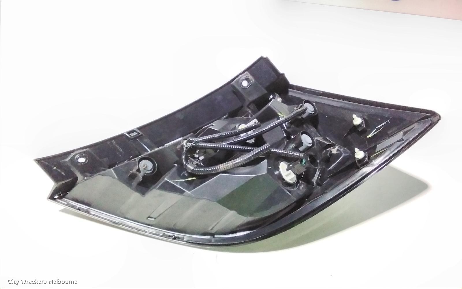 HONDA CIVIC LEFT TAILLIGHT, IN BODY, HATCH, 10TH GEN, LED TYPE, 02/2017 - 08/2021