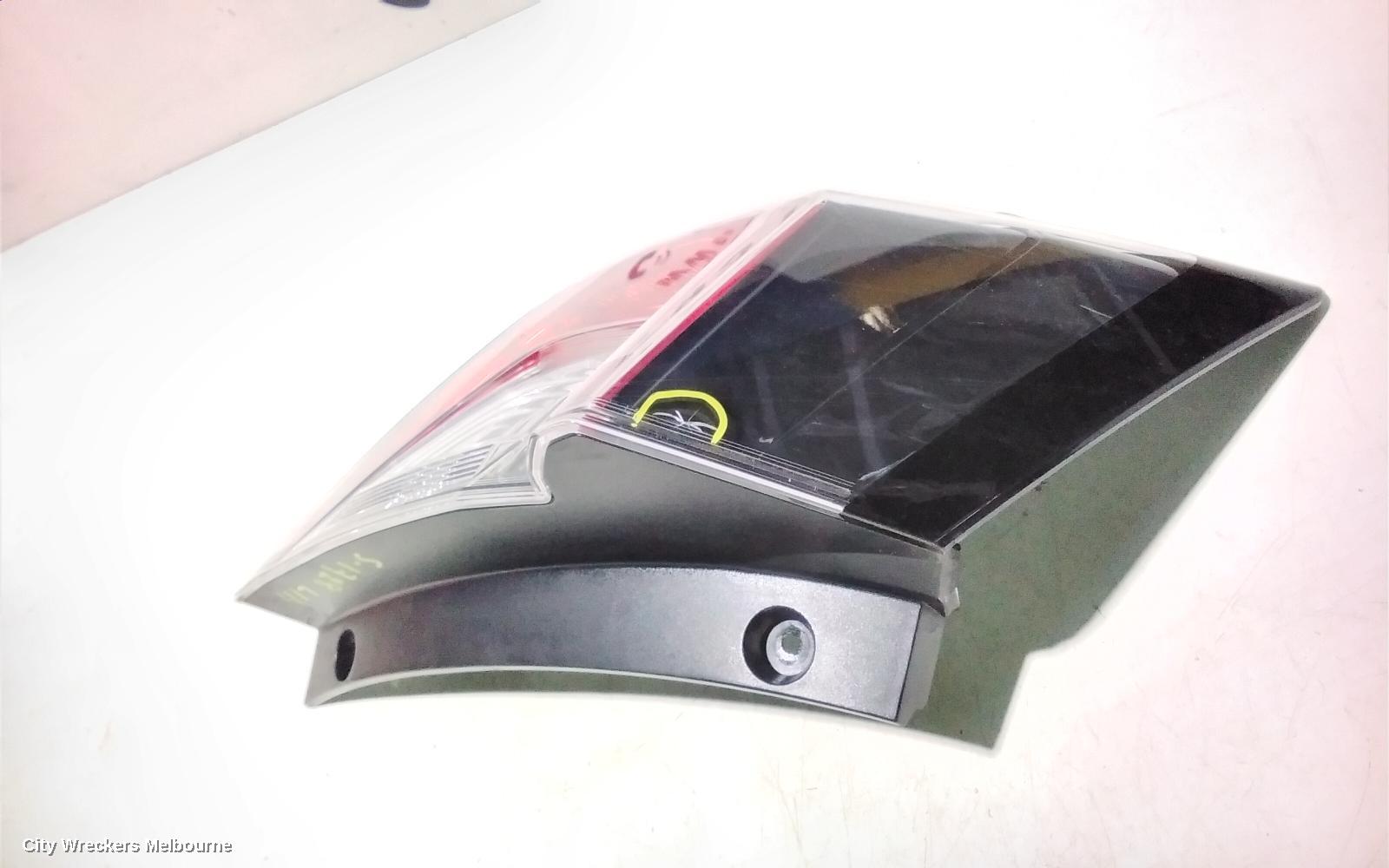 HONDA CIVIC LEFT TAILLIGHT, IN BODY, HATCH, 10TH GEN, LED TYPE, 02/2017 - 08/2021