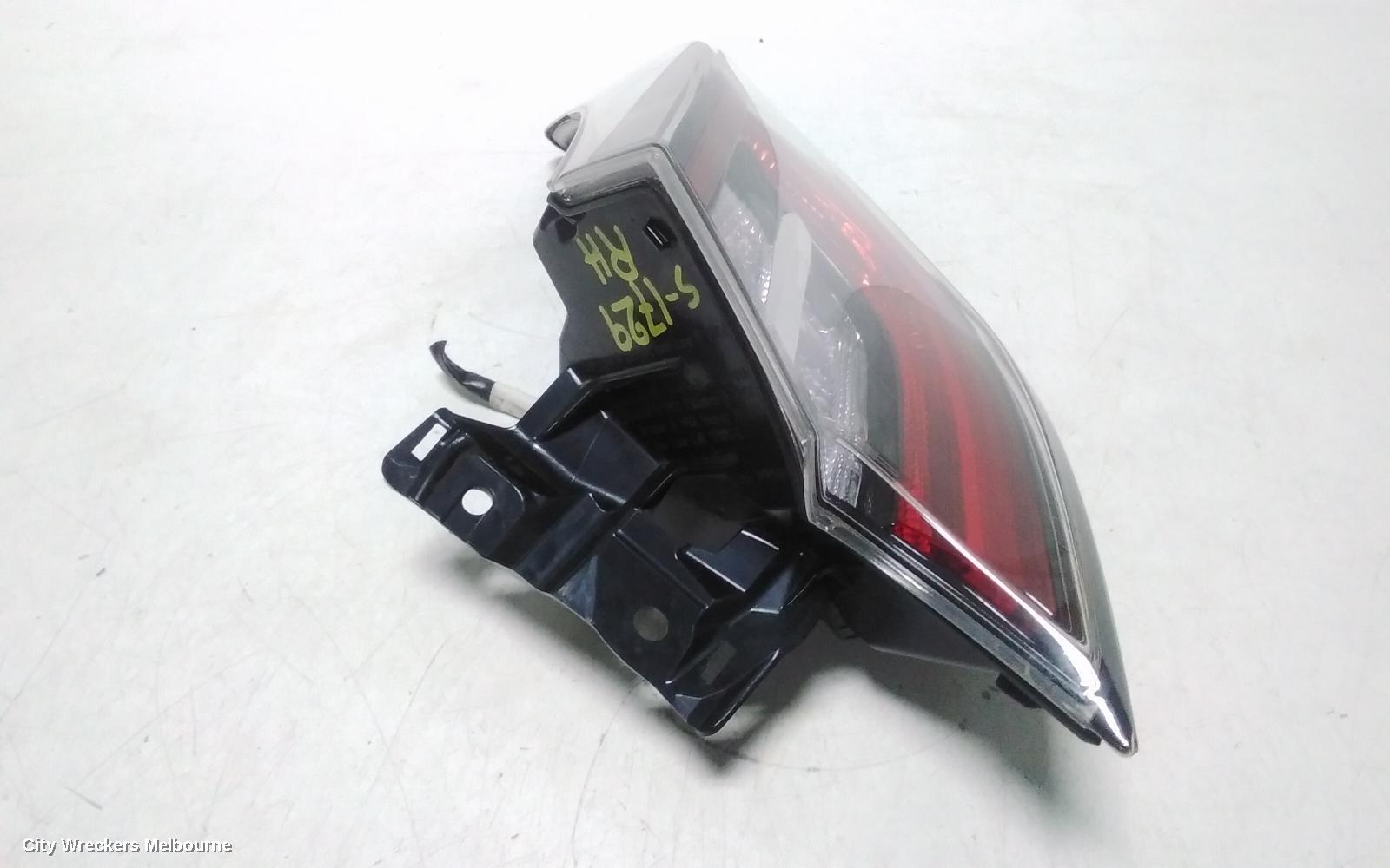 TOYOTA COROLLA RIGHT TAILLIGHT, E210, IN BODY, HATCH, 07/2018 - 08/2022