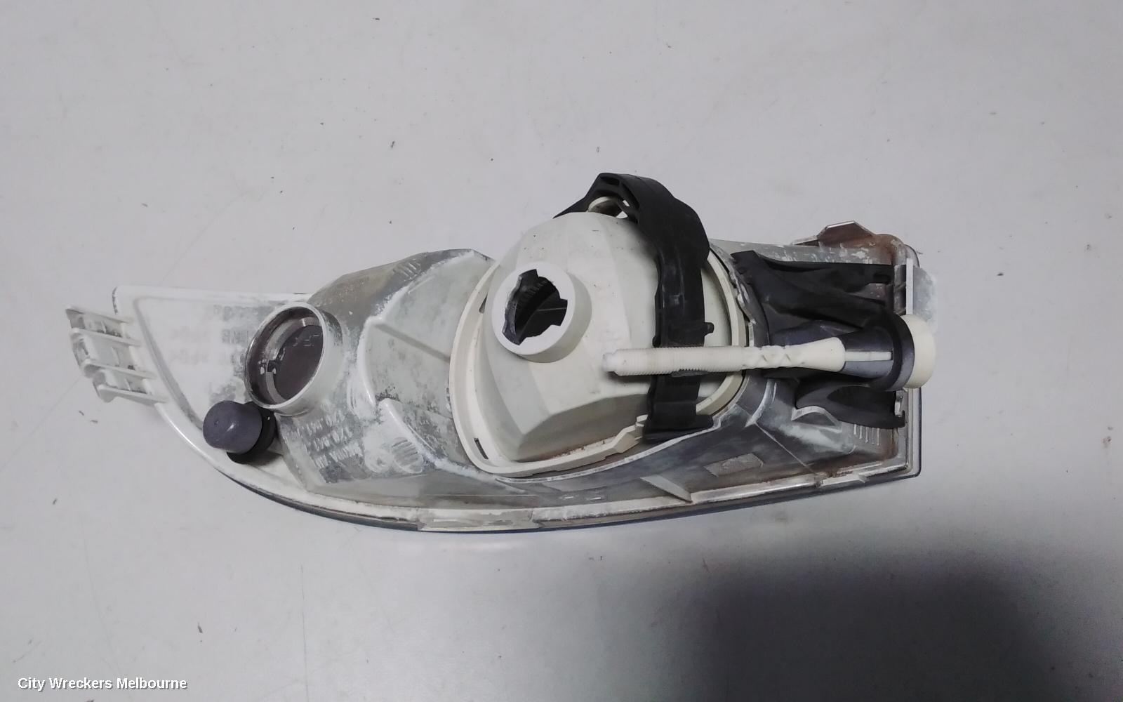 SKODA OCTAVIA RIGHT INDICATOR/FOG/SIDE, BUMPER FOGLAMP, 1Z, RECTANGULAR TYPE, 05/2009 - 10/2013