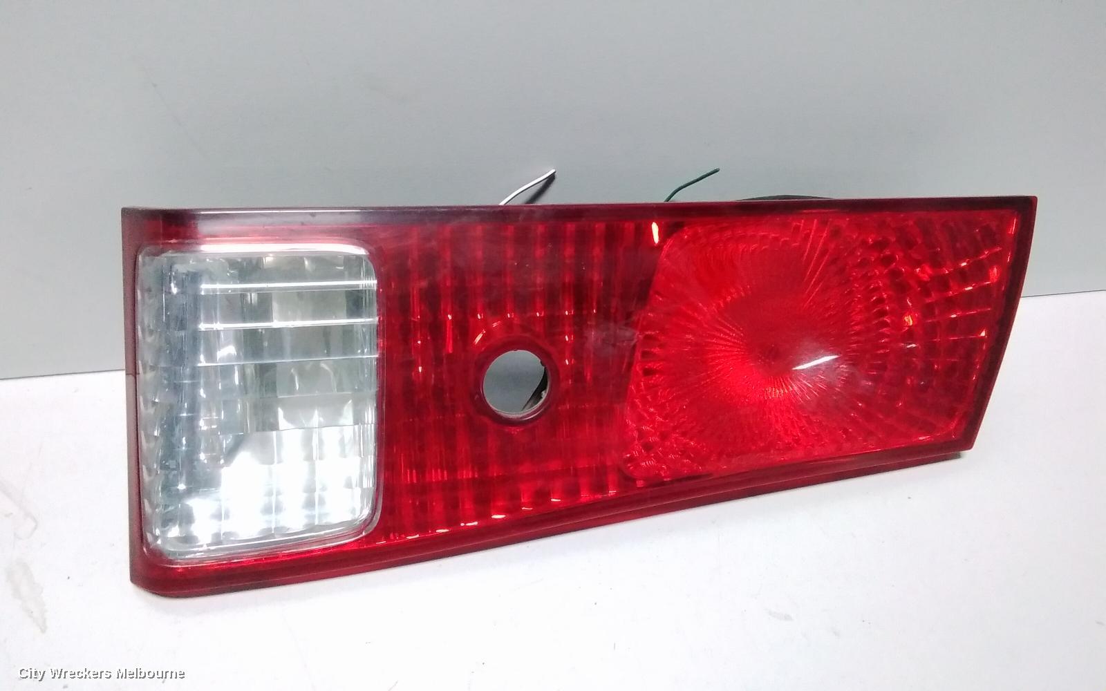 TOYOTA CAMRY REAR GARNISH, BOOTLID LAMP, RH SIDE, SK20, 09/2000 - 08/2002