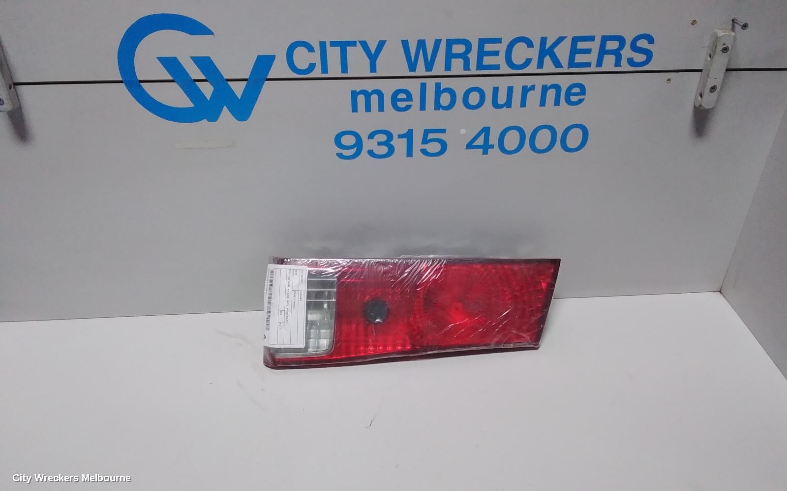 TOYOTA CAMRY REAR GARNISH, BOOTLID LAMP, RH SIDE, SK20, 09/2000 - 08/2002