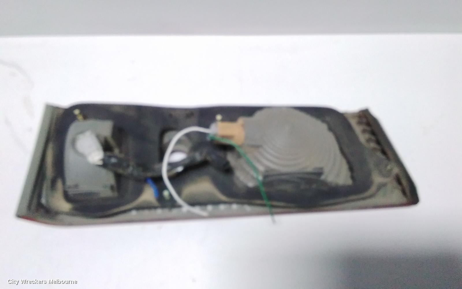 TOYOTA CAMRY REAR GARNISH, BOOTLID LAMP, RH SIDE, SK20, 09/2000 - 08/2002