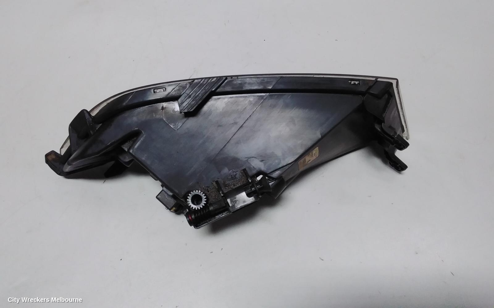 SKODA FABIA LEFT INDICATOR/FOG/SIDE, BUMPER FOGLAMP, CLEAR SURROUND NJ, 01/2015 - 06/2018
