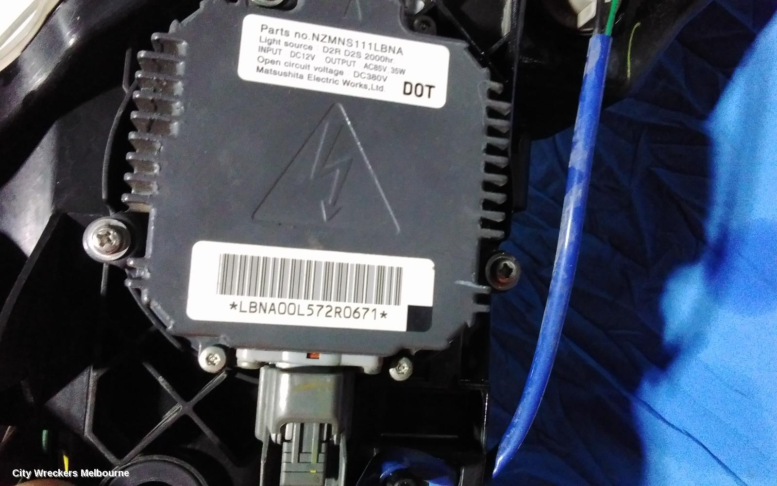 NISSAN MURANO RIGHT HEADLAMP, Z50, 05/2002 - 12/2008
