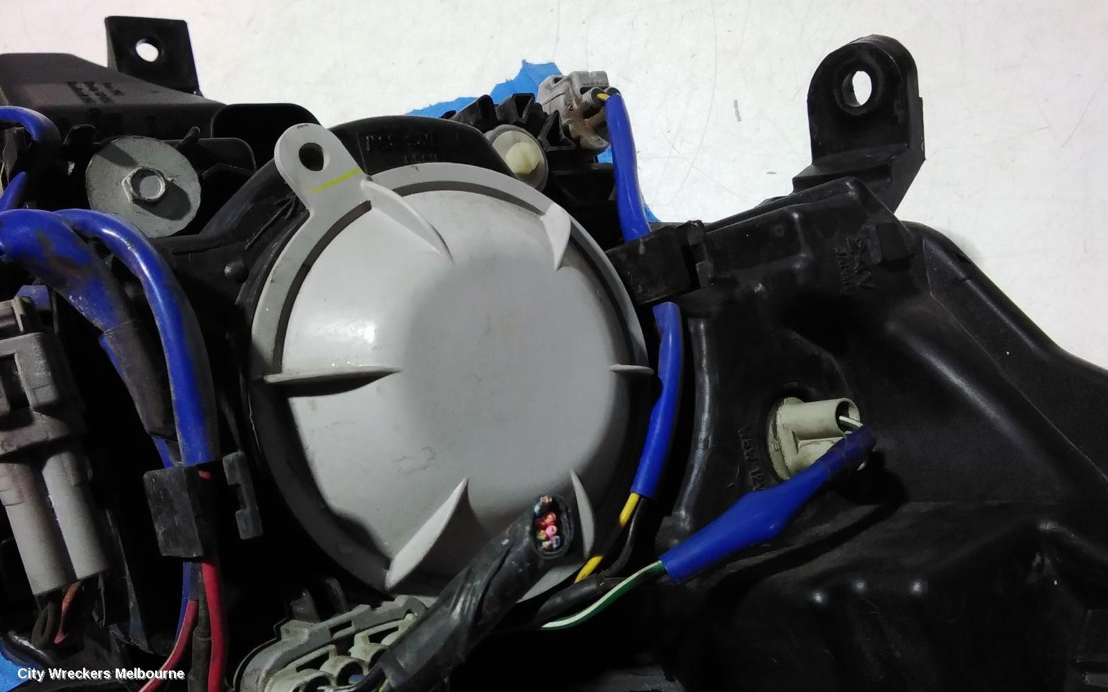 NISSAN MURANO RIGHT HEADLAMP, Z50, 05/2002 - 12/2008