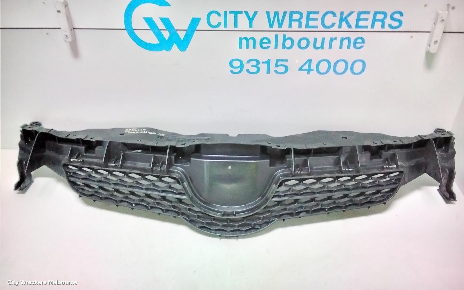 TOYOTA COROLLA GRILLE, BUMPER GRILLE (CENTRE), ZRE152R, HATCH, 11/2009 - 09/2012