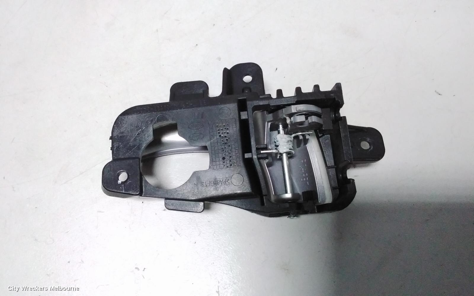 HYUNDAI I30 DOOR HANDLE, OUTER, RH FRONT, NON KEYLESS ENTRY TYPE, GD (S. KOREA-VIN KMHD), 02/2012 - 02/2017