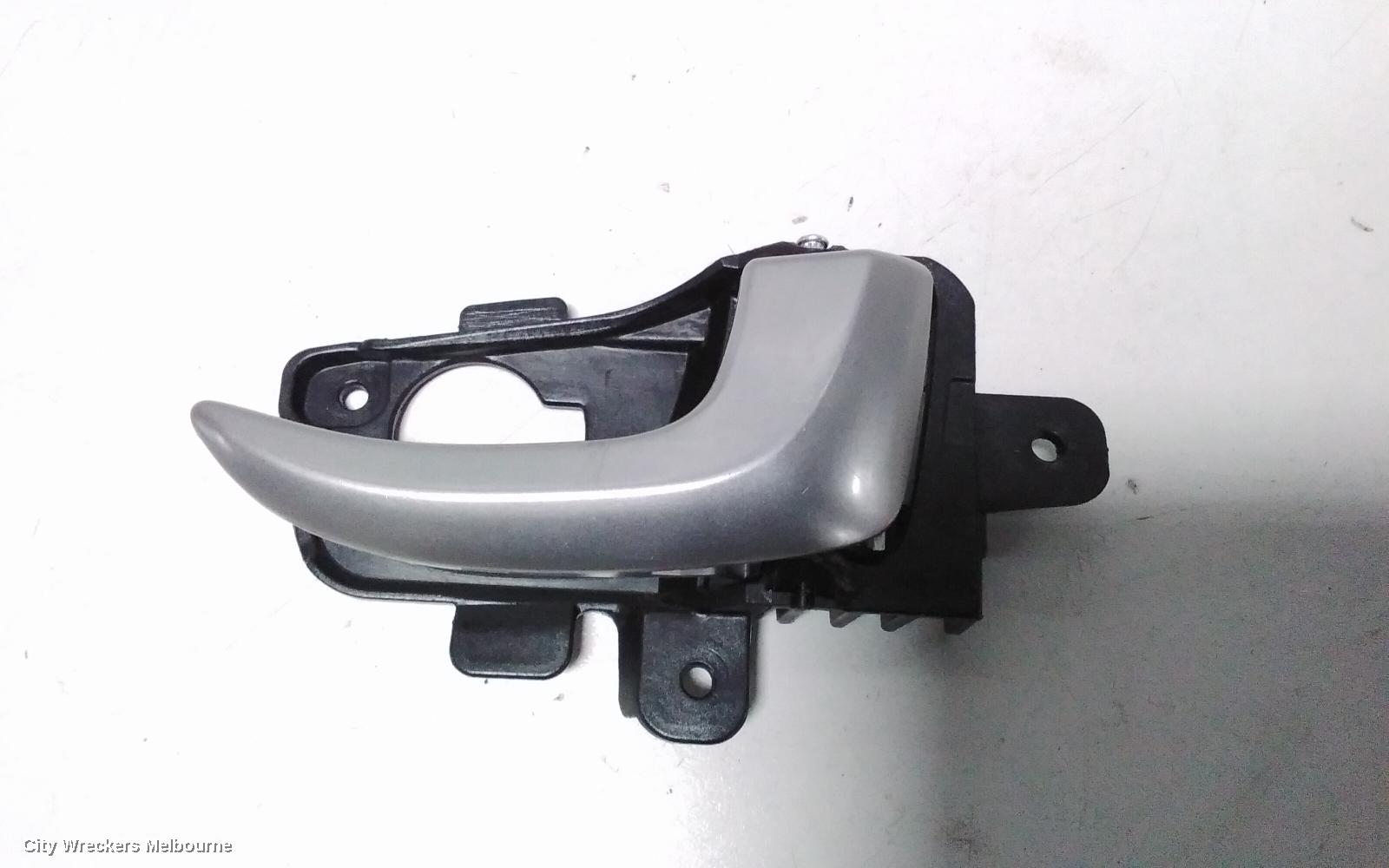 HYUNDAI I30 DOOR HANDLE, OUTER, RH FRONT, NON KEYLESS ENTRY TYPE, GD (S. KOREA-VIN KMHD), 02/2012 - 02/2017