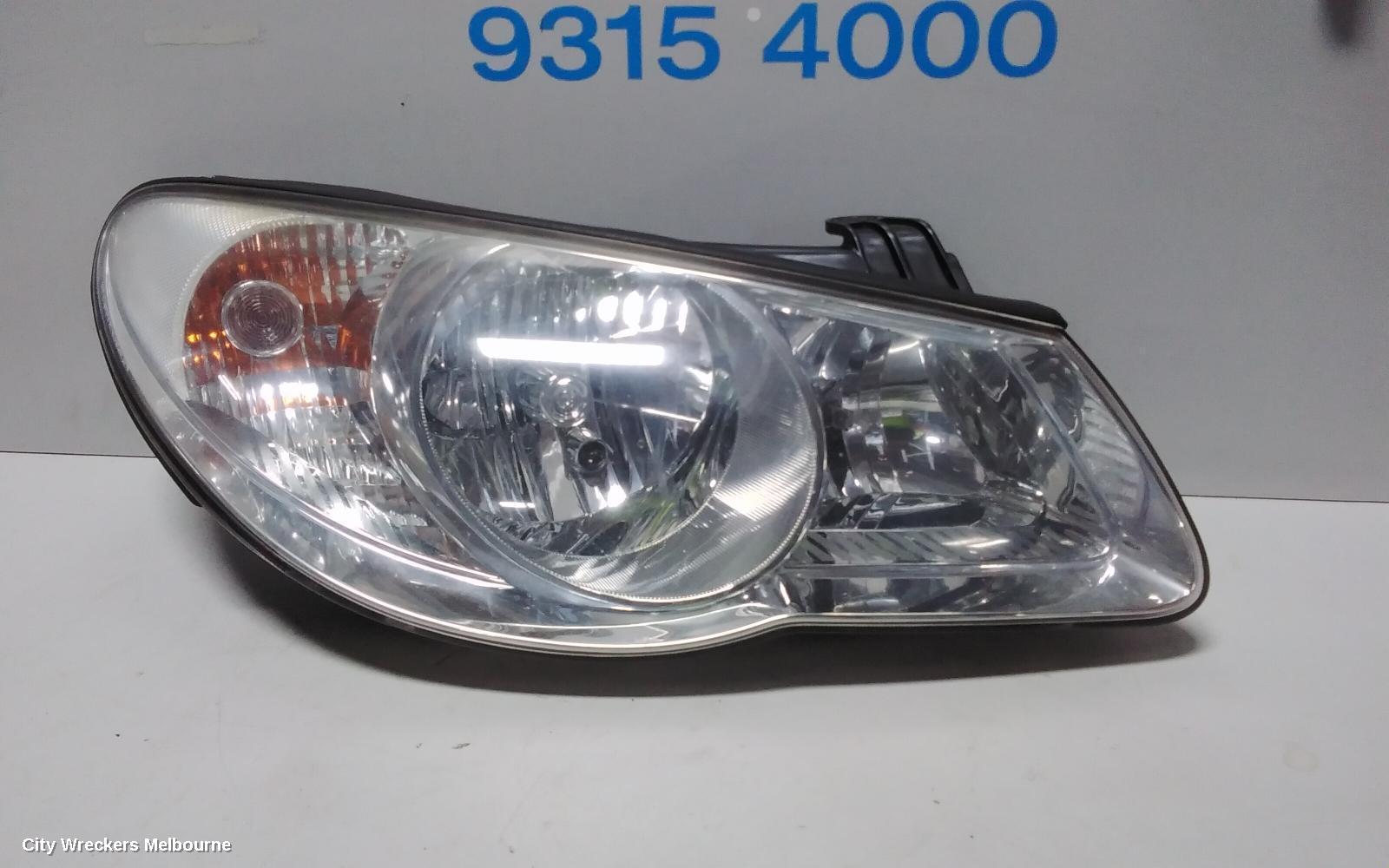 HYUNDAI ELANTRA RIGHT HEADLAMP, HD, 08/2006 - 03/2011