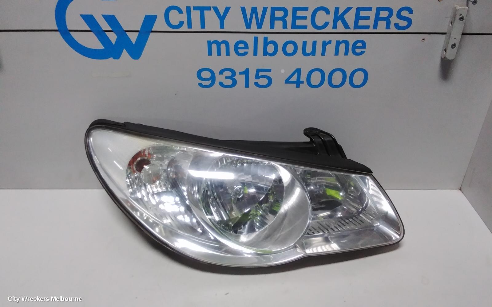 HYUNDAI ELANTRA RIGHT HEADLAMP, HD, 08/2006 - 03/2011