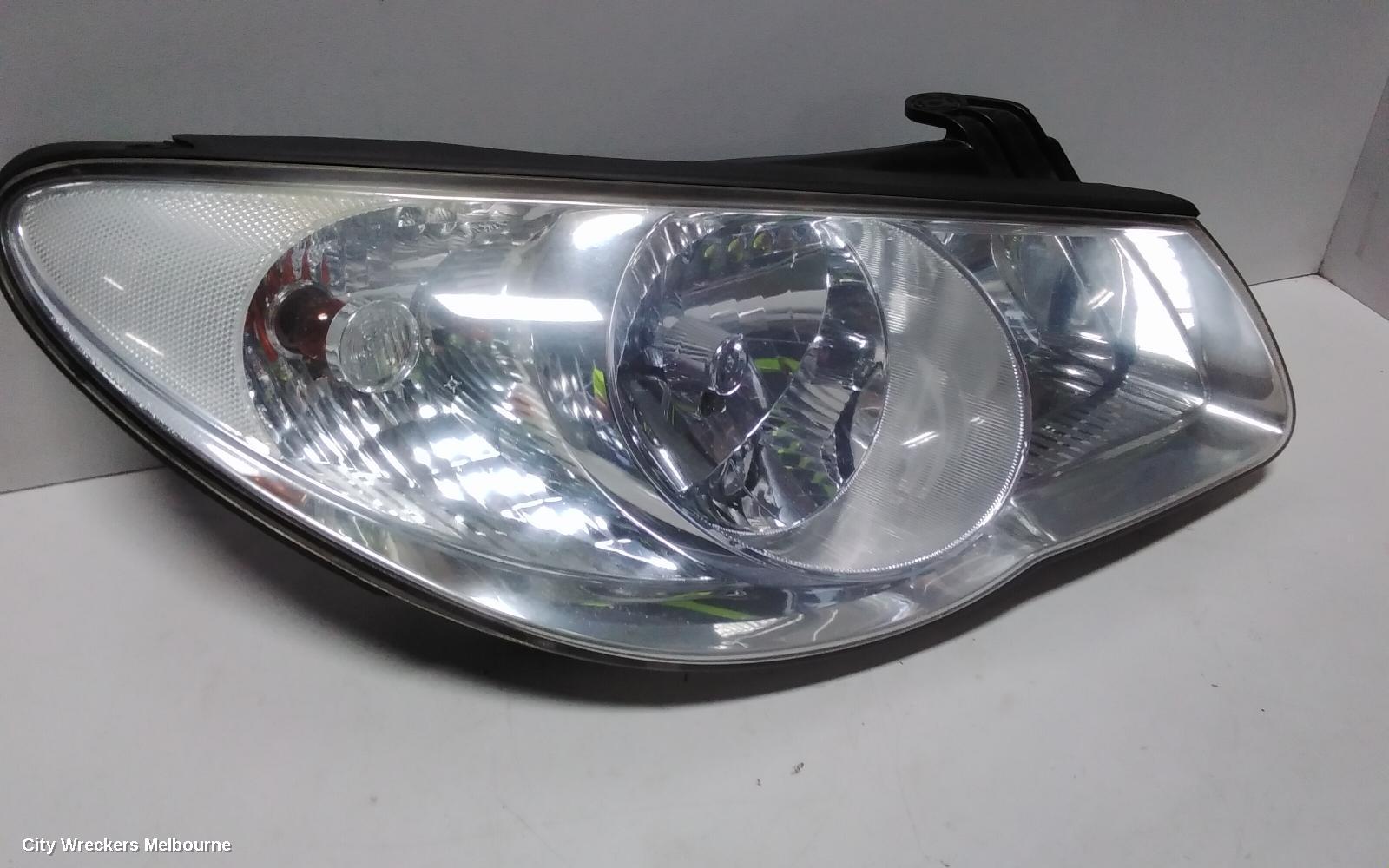 HYUNDAI ELANTRA RIGHT HEADLAMP, HD, 08/2006 - 03/2011