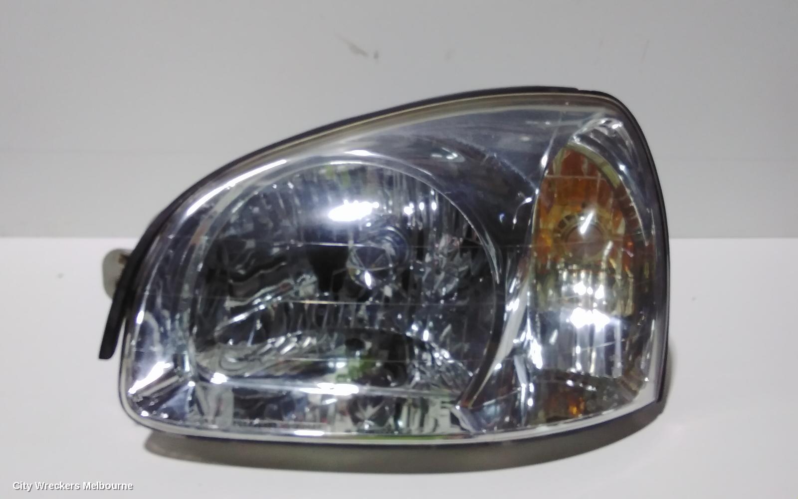 HYUNDAI SANTA FE LEFT HEADLAMP, SM, 11/2000 - 09/2003