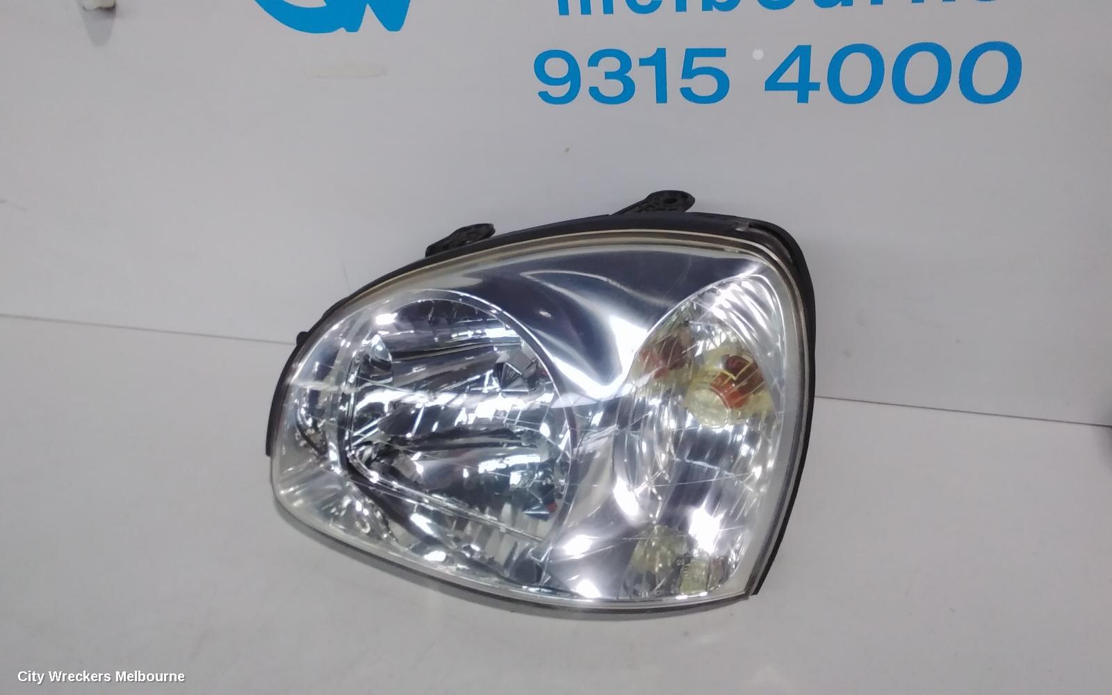 HYUNDAI SANTA FE LEFT HEADLAMP, SM, 11/2000 - 09/2003