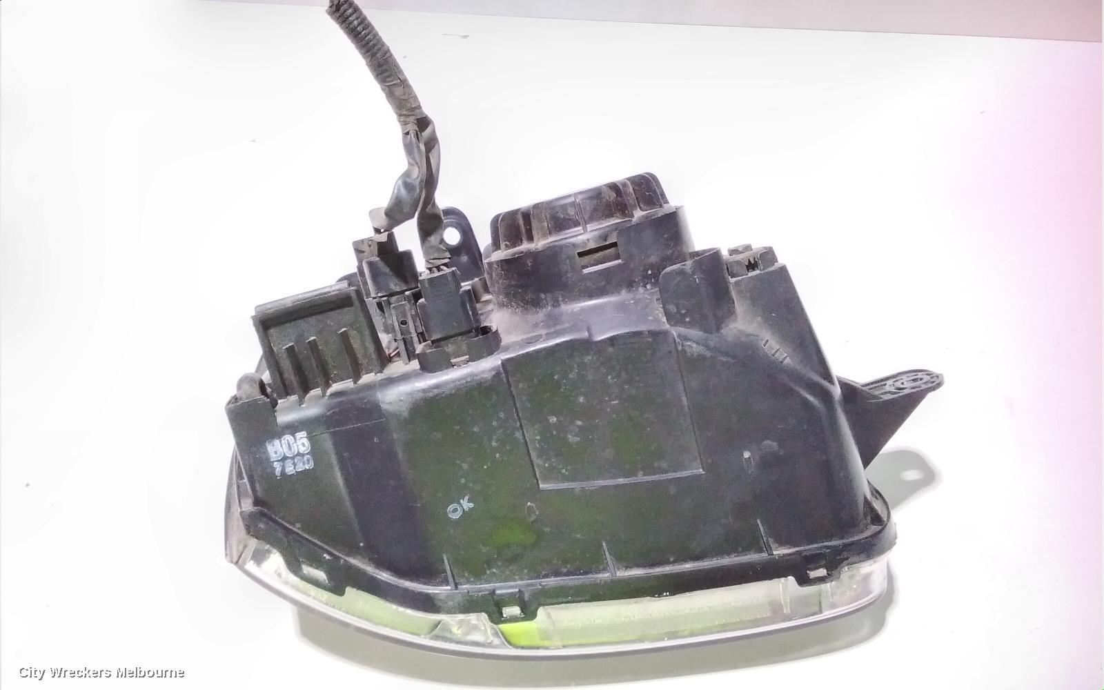 HYUNDAI SANTA FE LEFT HEADLAMP, SM, 11/2000 - 09/2003