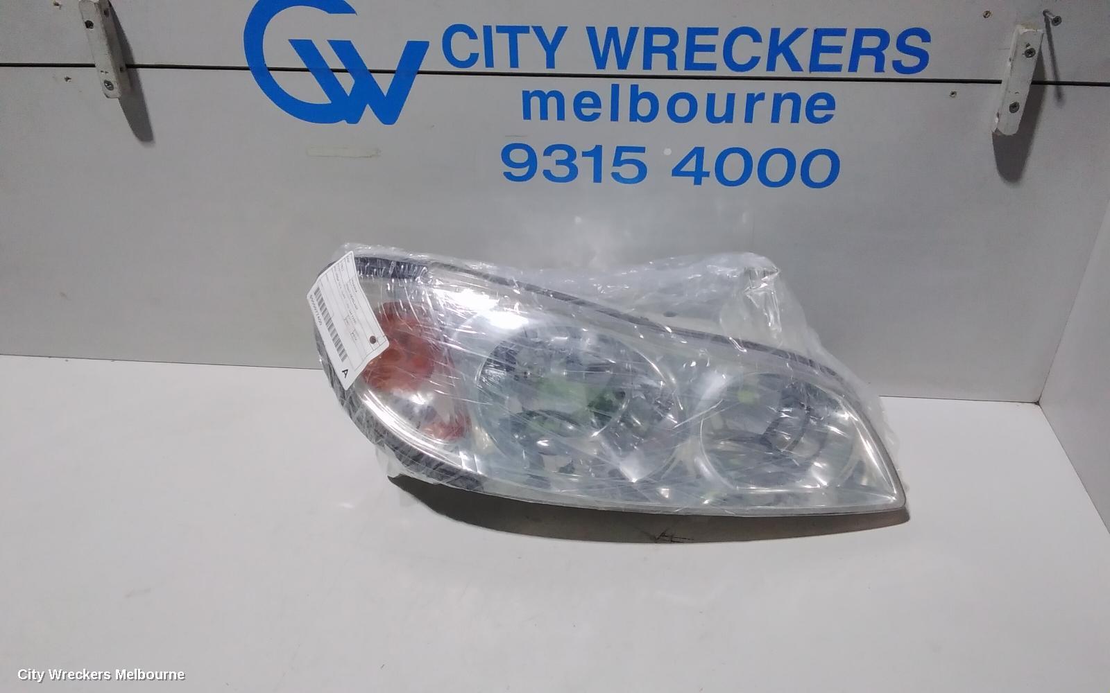 NISSAN MAXIMA RIGHT HEADLAMP, A33, LENS# 1614, 12/1999 - 11/2003 (JAP TYPE)