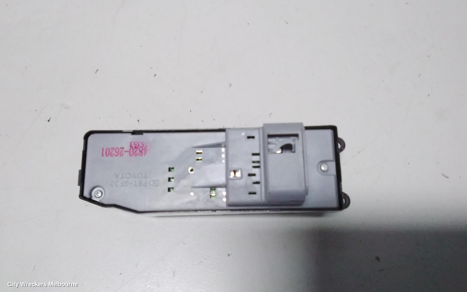 TOYOTA HIACE PWR DR WIND SWITCH, RH FRONT (MASTER SWITCH), TRH/KDH, 03/2005 - 02/2014