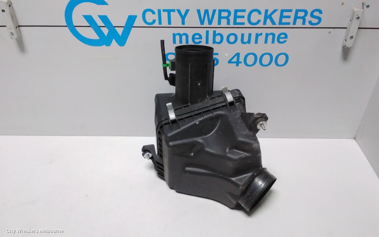HONDA ACCORD AIR CLEANER/BOX, AIR CLEANER, 8TH GEN, EURO (VIN JHMCU), 2.4, K24Z3, 06/2008 - 12/2015