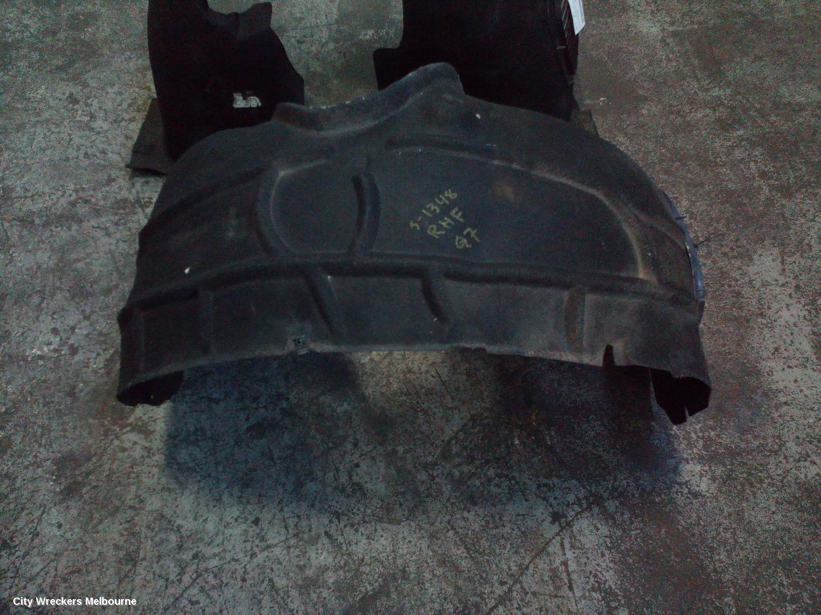 AUDI Q7 RIGHT GUARD LINER, 4L, DIESEL TYPE, 09/2006 - 09/2009