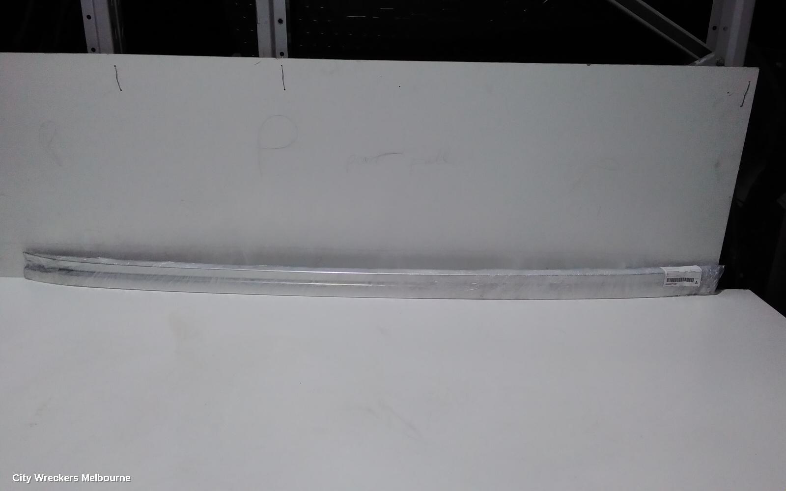 AUDI Q7 ROOF RAIL, 4L, 09/2006 - 08/2015