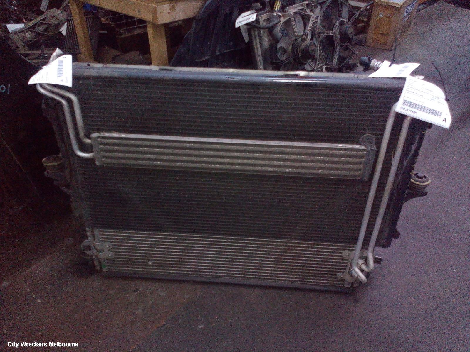 AUDI Q7 RADIATOR, AUTO, 4L, 09/2006 - 08/2015