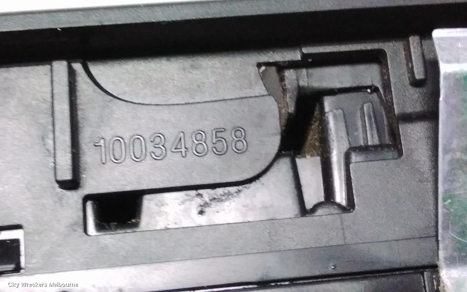 JEEP CHEROKEE PWR DR WIND SWITCH, RH FRONT (MASTER SWITCH), 1 PLUG, KL, 02/2014 - 11/2022