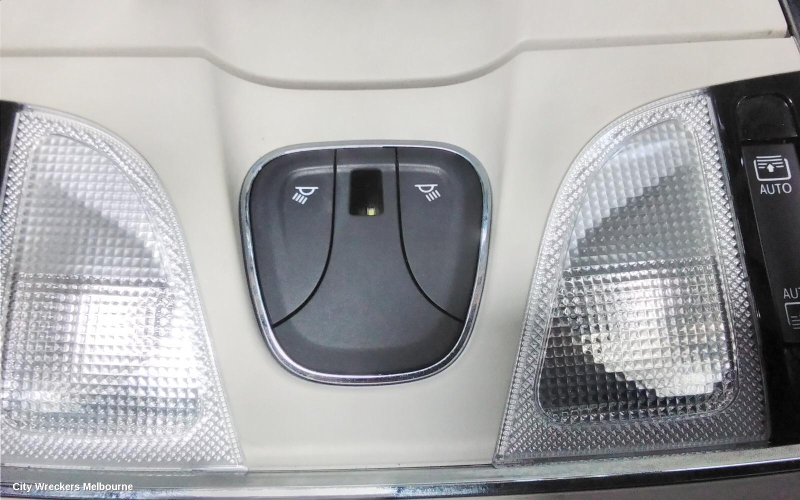 JEEP CHEROKEE COURTESY LIGHT, KL, 06/2014 - 11/2022