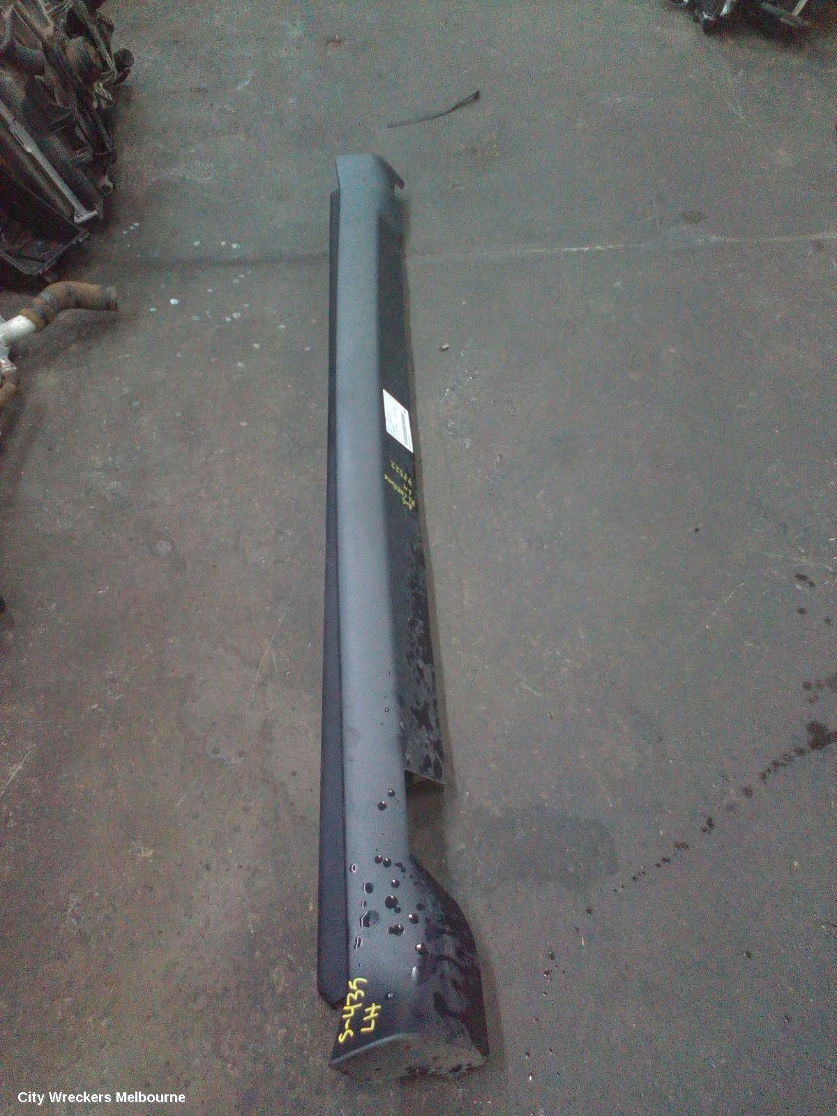 JEEP CHEROKEE SIDE STEP/SKIRT, KL, LH SIDE, 02/2014 ONWARDS