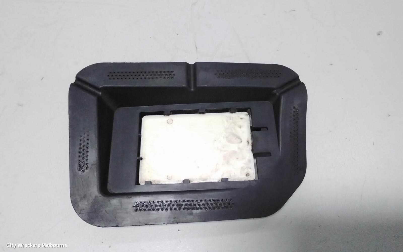 JEEP CHEROKEE, KL, 06/2014 - 11/2022, RHR BLIND SPOT MODULE  T472724C1441: 77535