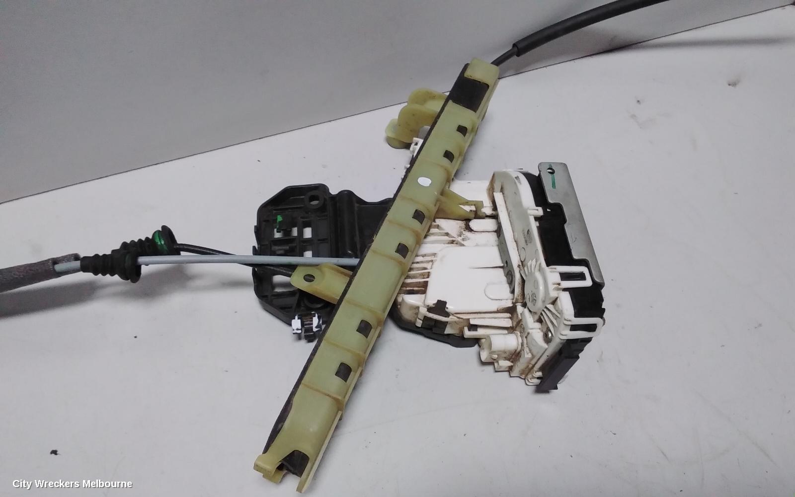 JEEP CHEROKEE DOOR/BOOT/GATE LOCK, RIGHT REAR DOOR LOCK, KL, 02/2014 - 03/2018