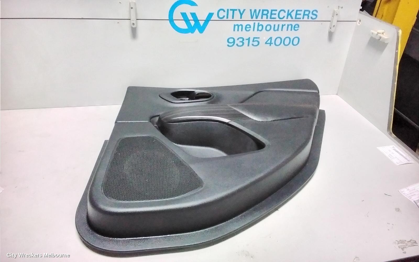 JEEP CHEROKEE DOOR TRIM, RH REAR, KL, LEATHER, TRAILHAWK, 02/2014 - 03/2018