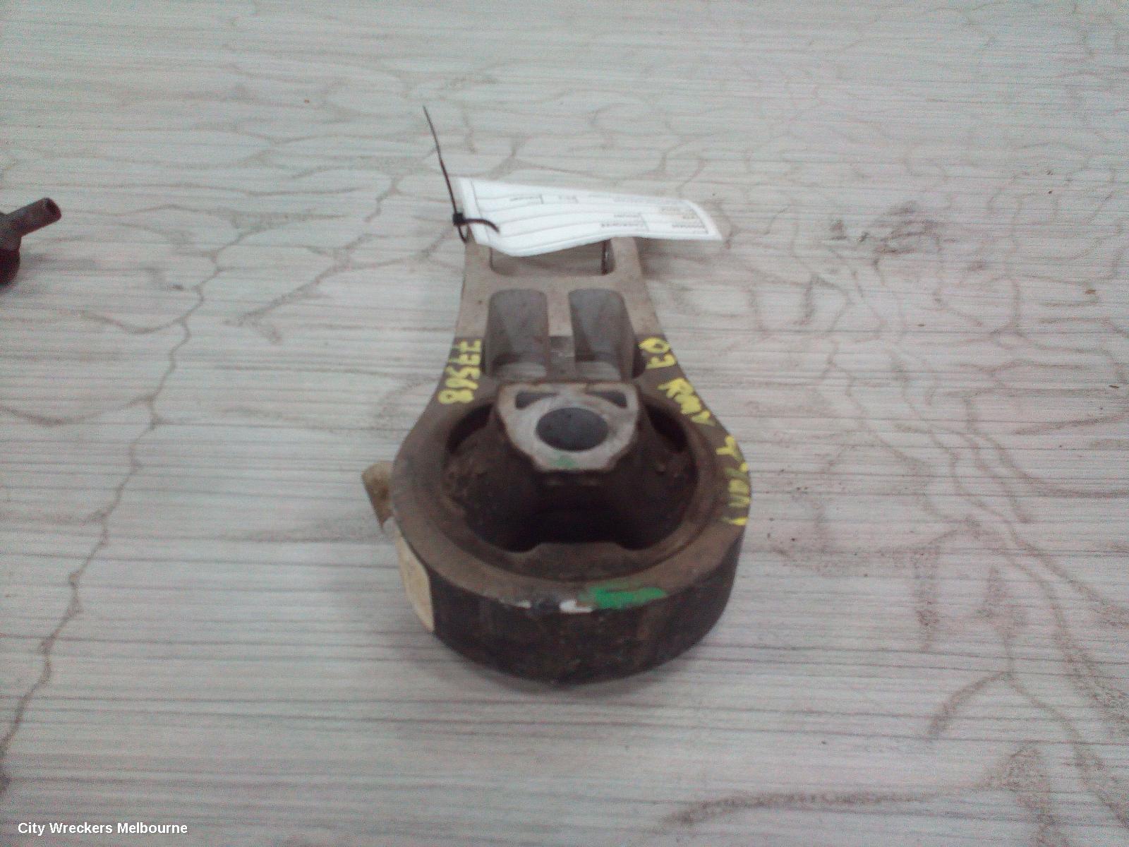 JEEP CHEROKEE MOUNT, KL, 06/2014 - 11/2022