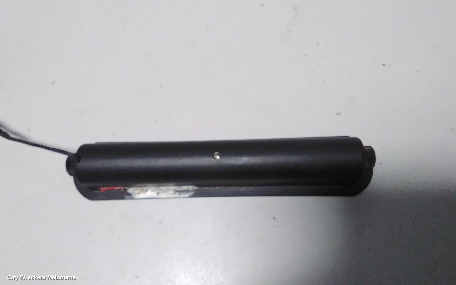 FORD FALCON HIGH LEVEL STOPLIGHT, FGX 10/2014 - 12/2016