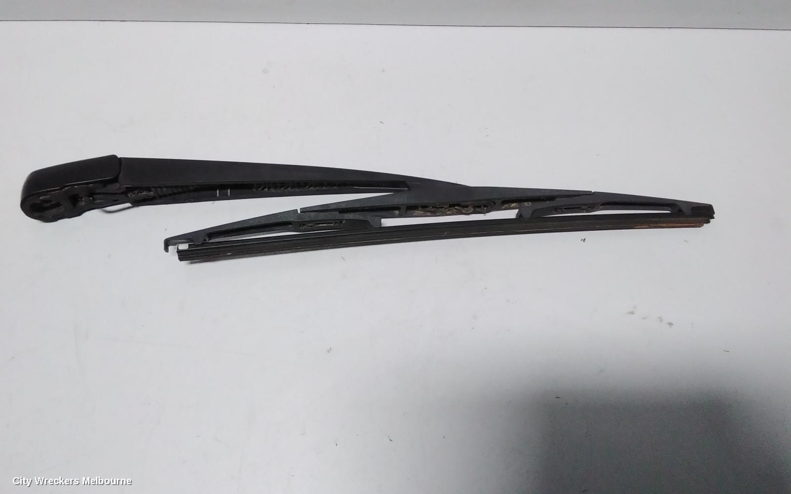 SUBARU LIBERTY WIPER ARM